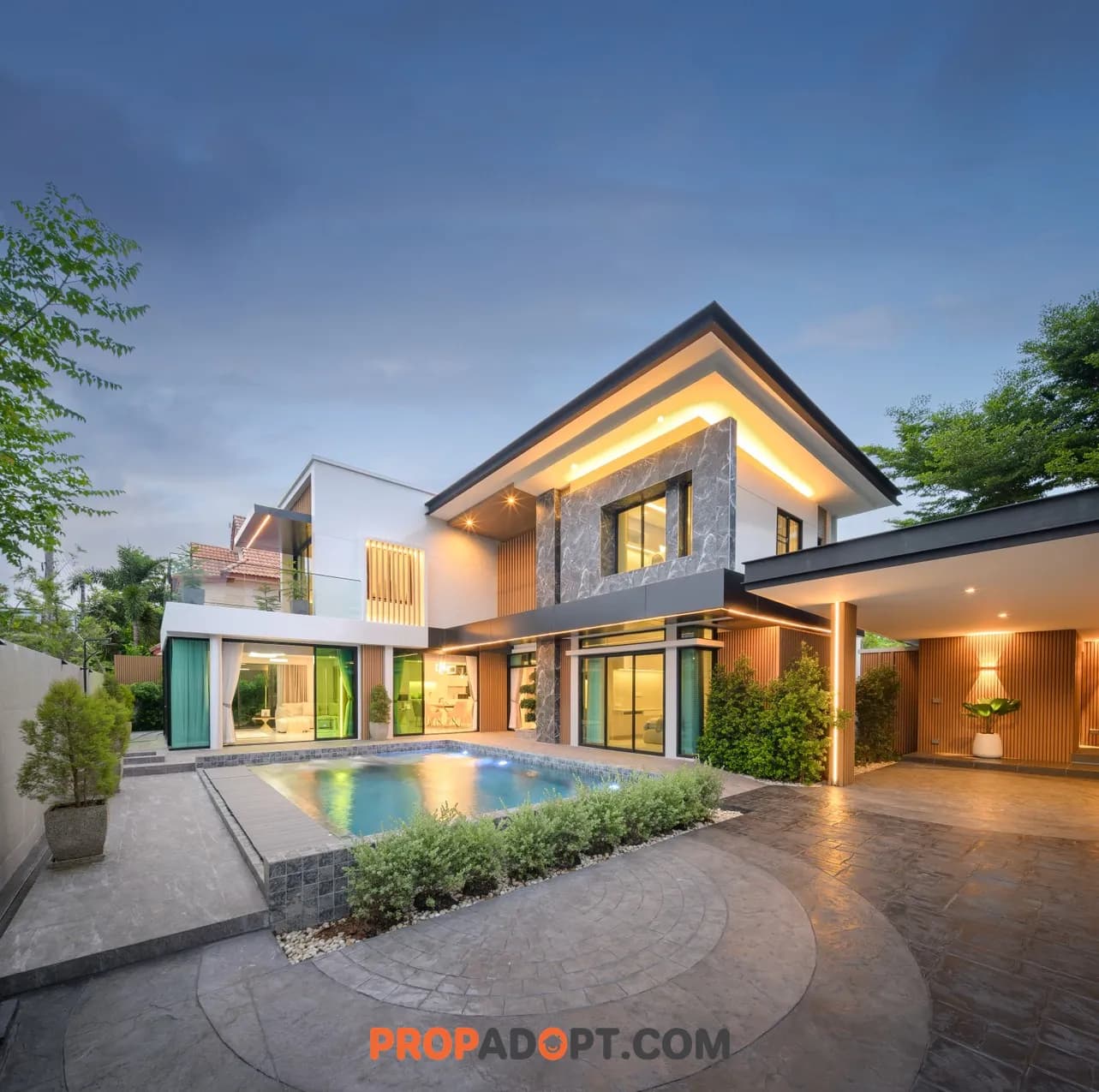 Luxury Pool Villa near Ruamchok Mall