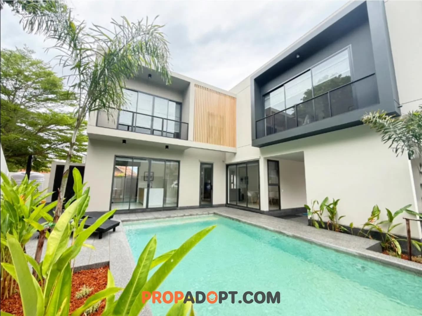Minimal Pool Villa สร้างใหม่ในย่านหางดง